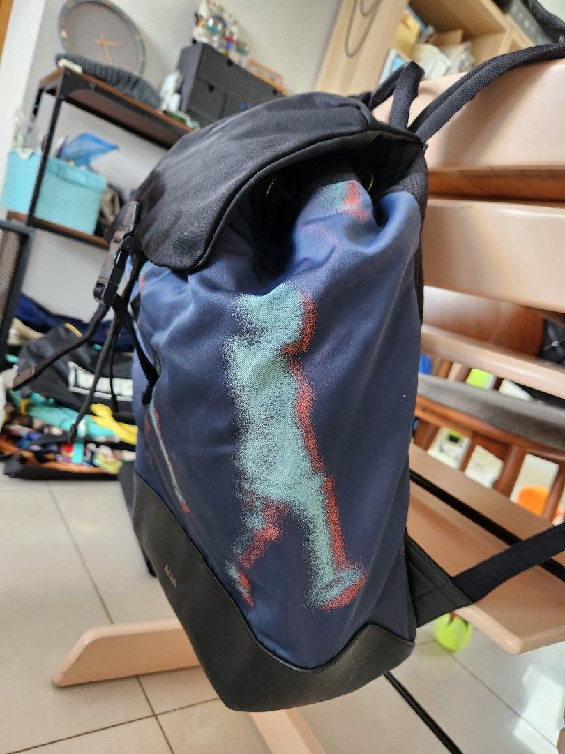 Backpack Paul Smith (Category: Backpacks) located in Singapore. Submitted by chantelleong (Listing ID 1335123769, Image 2). Description: .
