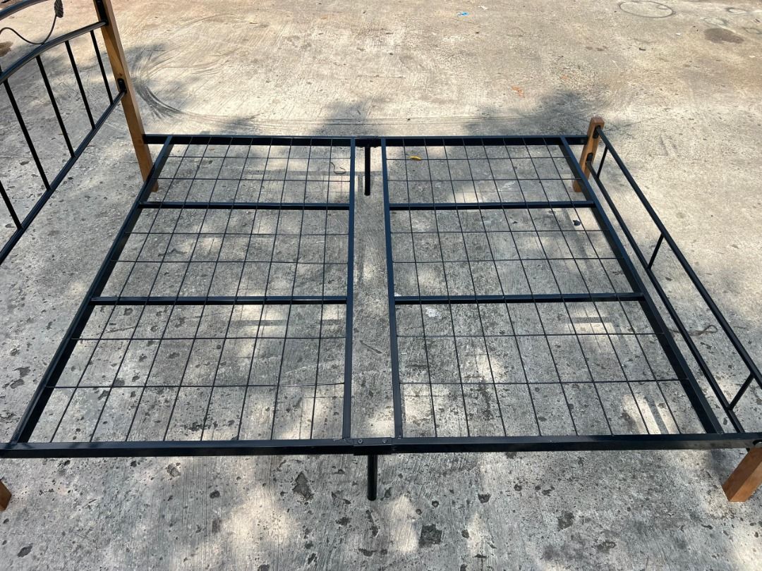 Heavy Duty Besi Solid Wood Katil Queen Bed Frame Steel, Furniture ...