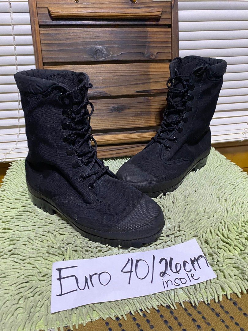 Boots for men. Combat style (Category: Boots) located in Baguio. Submitted by olshopeeaniks (Listing ID 1335120259, Image 1). Description: Euro 40/26cm insole .