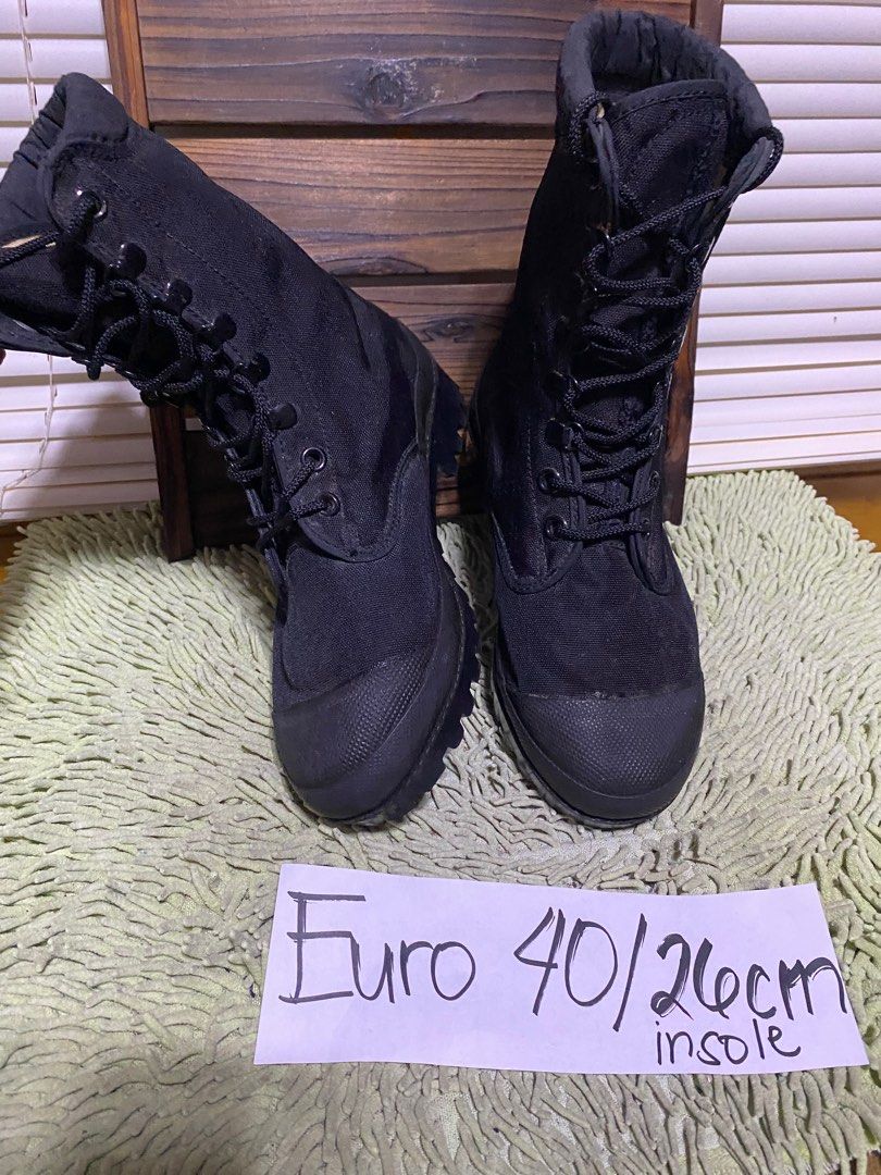 Boots for men. Combat style (Category: Boots) located in Baguio. Submitted by olshopeeaniks (Listing ID 1335120259, Image 3). Description: Euro 40/26cm insole .