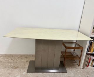 (Category: ) located in . Submitted by mywnb (Listing ID 1335161345, Image 1). Description: .