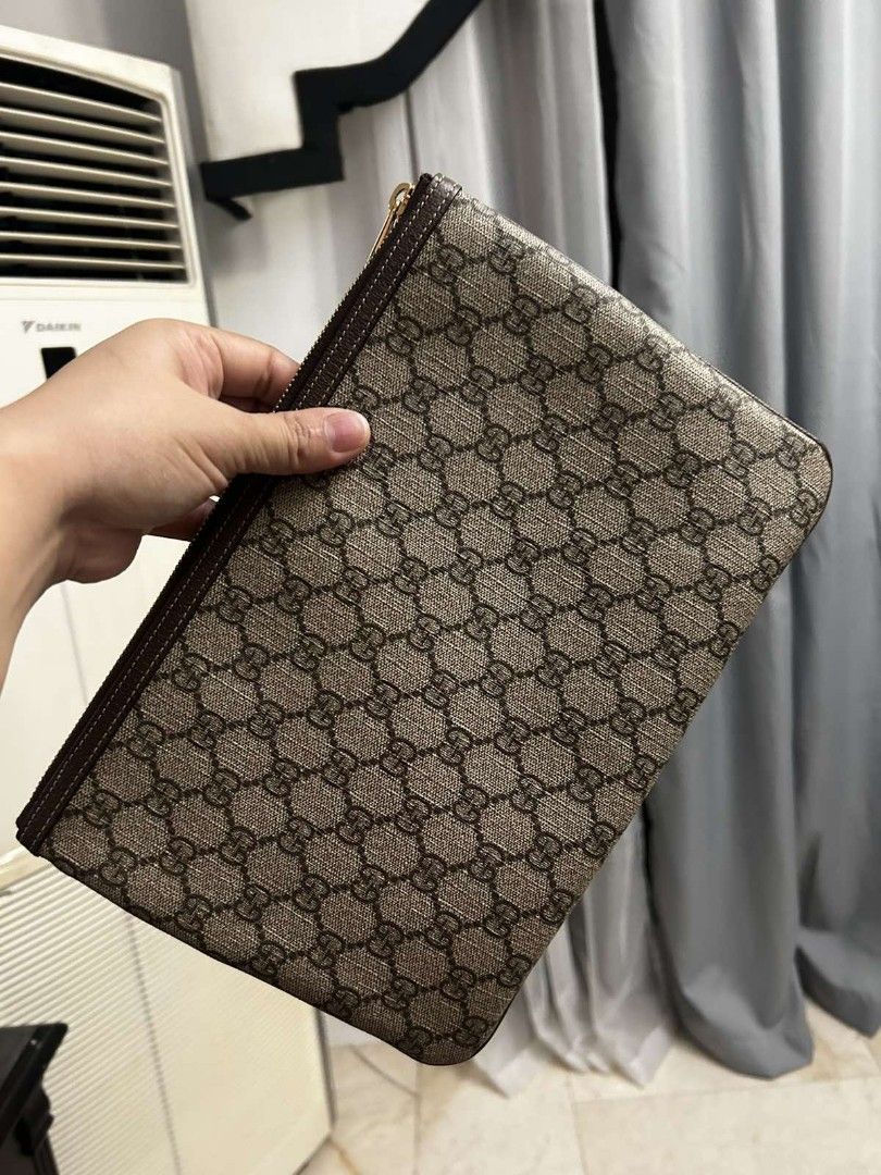Gucci Ophidia GG Supreme Pouch