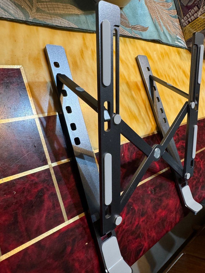HIGH QUALITY ALLOY LAPTOP STAND (Category: Other Accessories) located in Lapu Lapu. Submitted by everydays_needs (Listing ID 1335133365, Image 2). Description: Alloy Very sturdy For laptop 14inches-16.9inches Can be elevated Cebu loc.