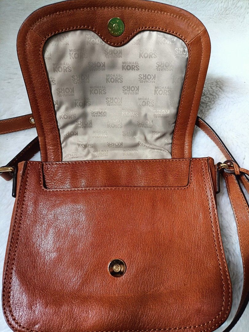 Mk naomi bag top