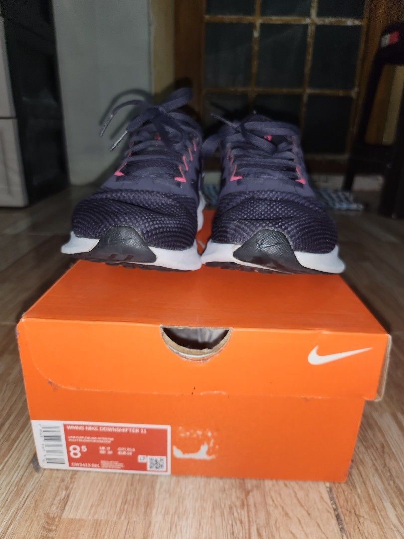 Nike Downshifter 11 (Category: Sneakers) located in Manila. Submitted by heyitshya (Listing ID 1335182659, Image 3). Description: Used this for hospital rounds with minor flaws (please see pics as reference).