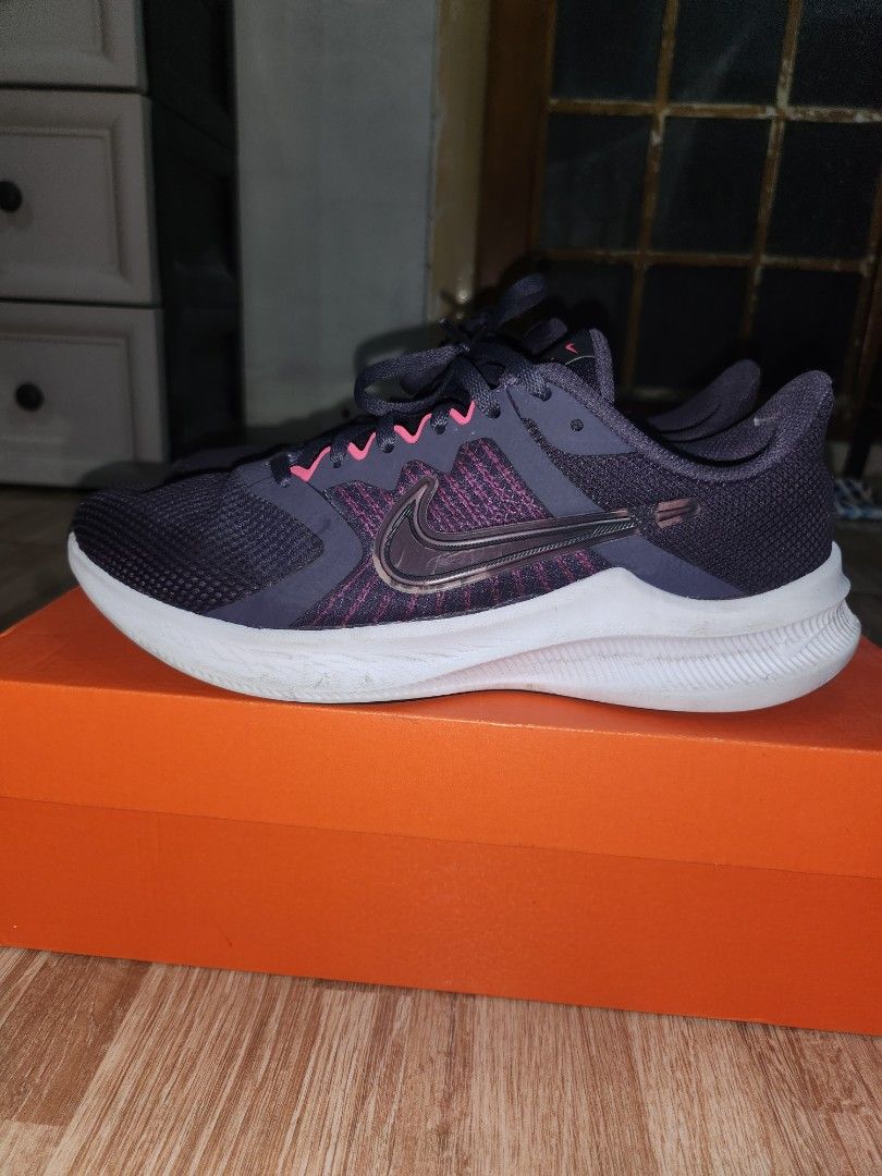 Nike Downshifter 11 (Category: Sneakers) located in Manila. Submitted by heyitshya (Listing ID 1335182659, Image 1). Description: Used this for hospital rounds with minor flaws (please see pics as reference).