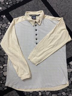 (Category: ) located in . Submitted by mazzy_store (Listing ID 1335113995, Image 1). Description: .