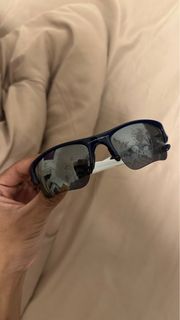 (Category: ) located in . Submitted by upkari (Listing ID 1335167728, Image 1). Description: .