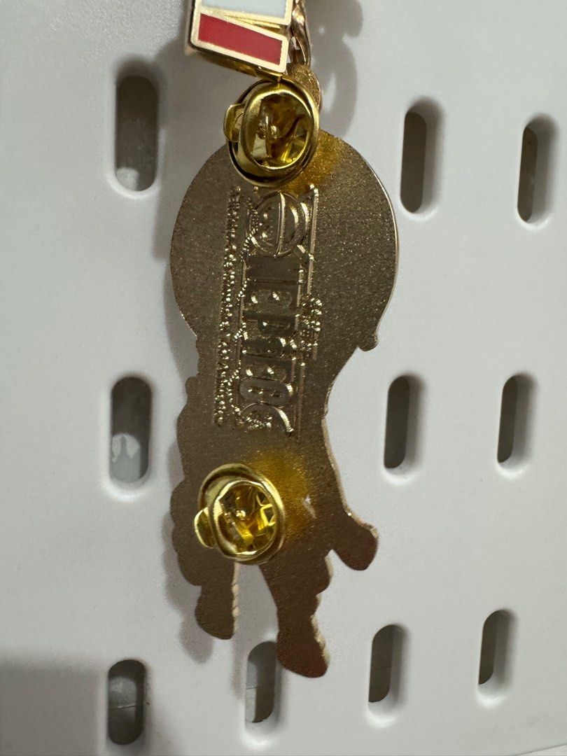 One Piece Blind box Metal Keychain "Nami" (Category: Vintage Collectibles) located in Dagupan City. Submitted by rzqueen.thriftshop (Listing ID 1335195952, Image 3). Description: with Official Toei Animation License Grant Sticker at the box seen at the pic.