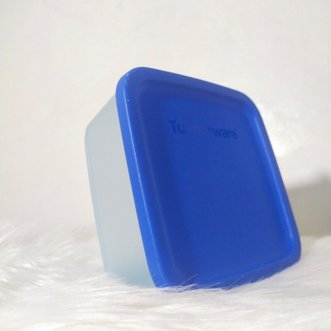 Tupperware Cube Original Tupperware 650ML cube - square food container organizer in ...