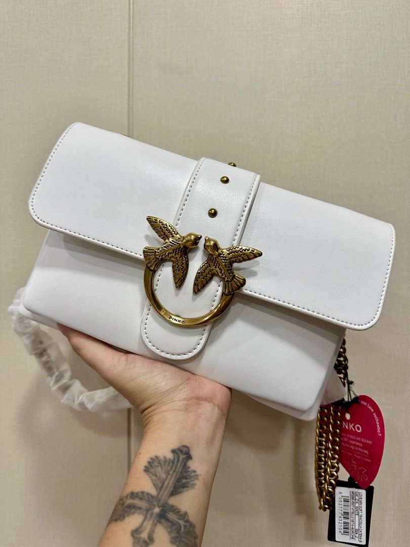 Pinko bag (Category: Luxury Bags & Wallets) located in Muntinlupa City. Submitted by tin09uy (Listing ID 1335164723, Image 2). Description: De clutter .. original pinko bag .