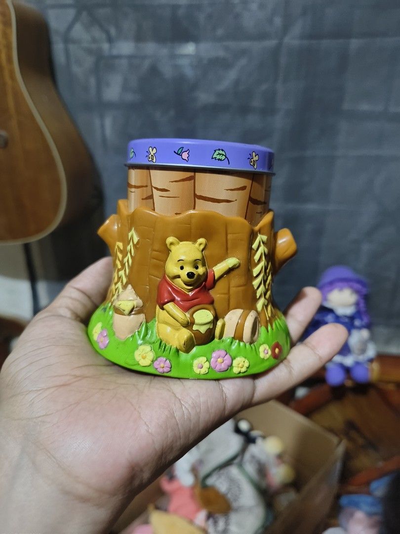 Pooh tin can (Category: Food Organization & Storage) located in Manila. Submitted by iloveaniks (Listing ID 1335200239, Image 1). Description: .