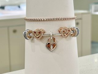 Lovita charm bracelet 2025