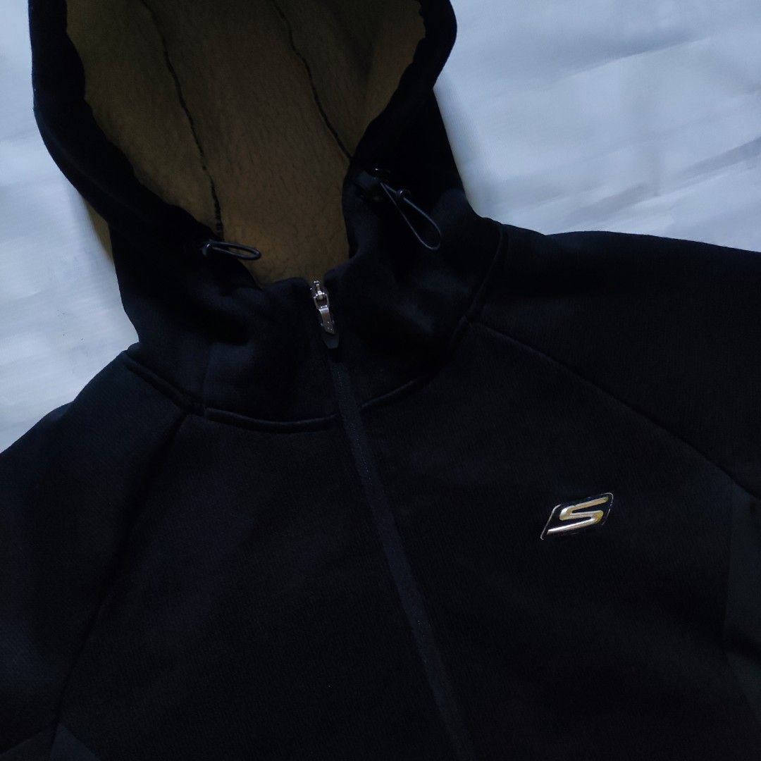 SKECHERS PERFORMANCE ZIP HOODIE BLACK ORIGINAL SIZE XL, Fesyen - Main Image