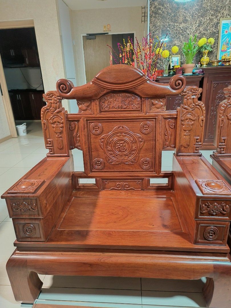 Solid wood (Category: Tables & Sets) located in Singapore. Submitted by tracey_tran (Listing ID 1335176203, Image 1). Description: .