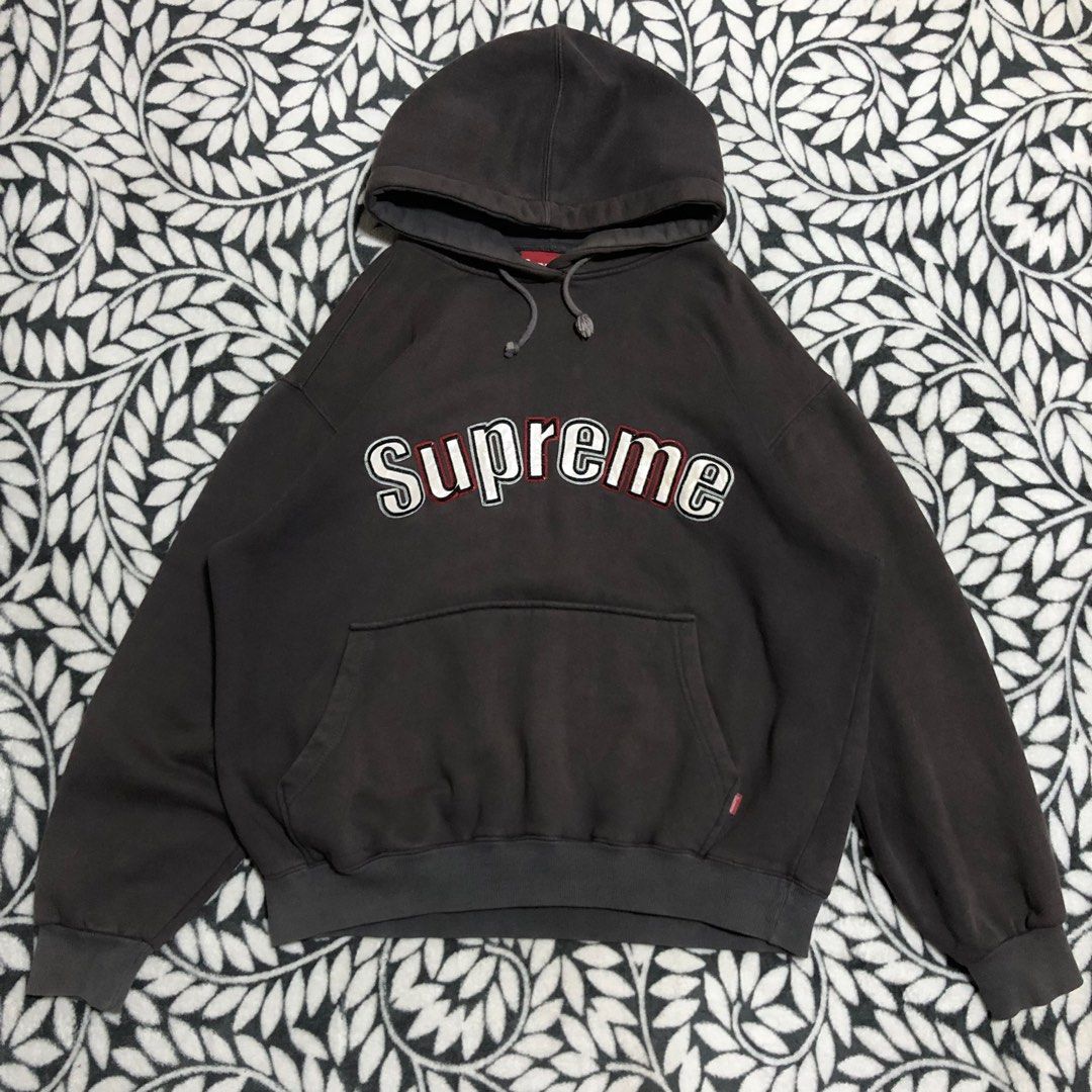 Supreme Boxy Cropped Hoodie Men s Fashion Coats Jackets and Outerwear on Carousell