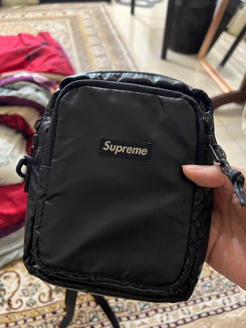 Fw17 supreme shoulder bag sales