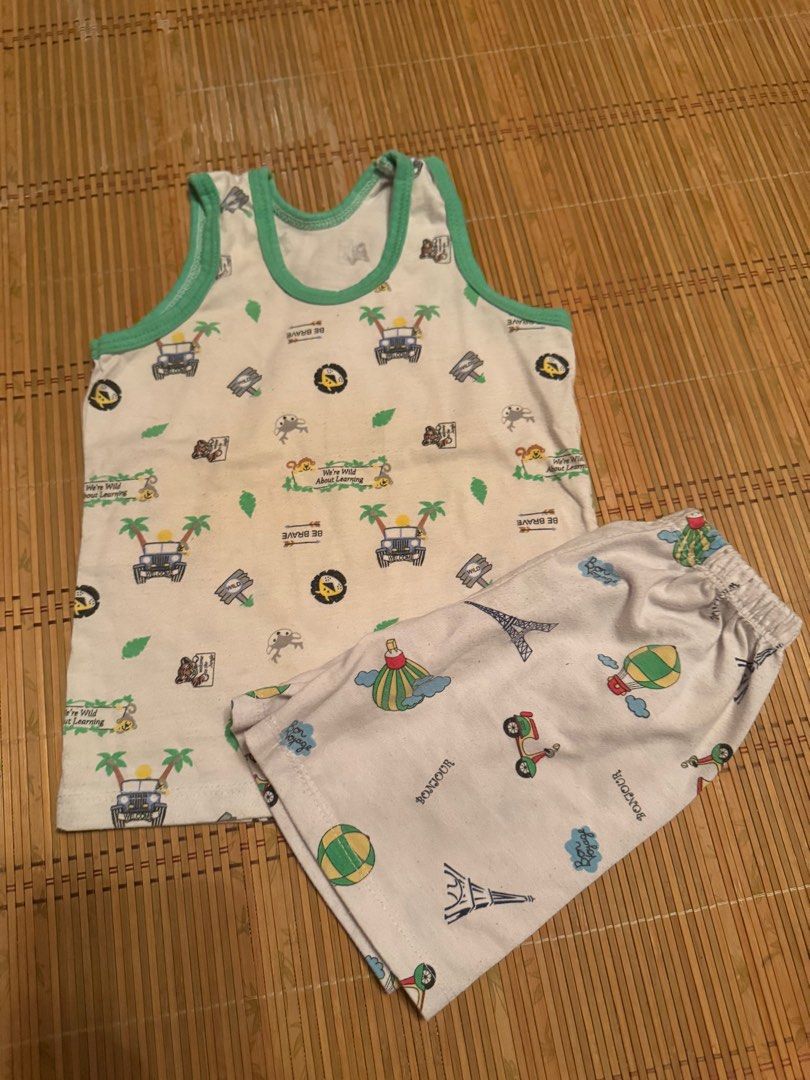 5set Terno set baby boy (Category: Babies & Kids Fashion) located in Pasay City. Submitted by kittymeangel (Listing ID 1335102431, Image 1). Description: 3-9mos Terno set Pang tulog.