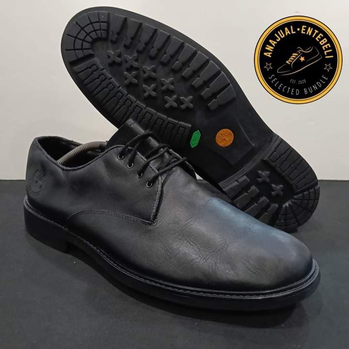 TIMBERLAND Stormbuck Plain Toe Oxford Waterproof 10uk Leather Padu Men s Fashion Footwear Casual shoes on Carousell