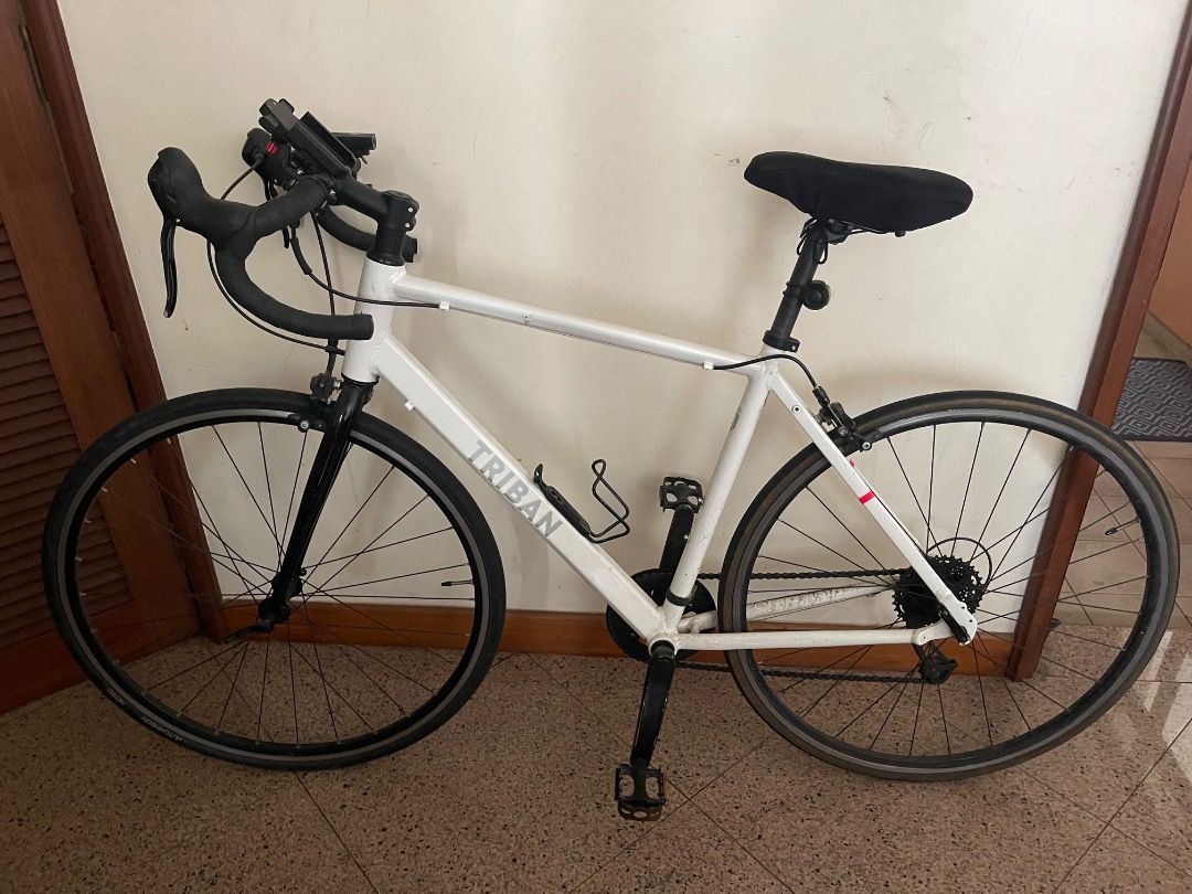 Triban Easy Women s Road Bike 200 M Sports Equipment Bicycles Parts Bicycles on Carousell