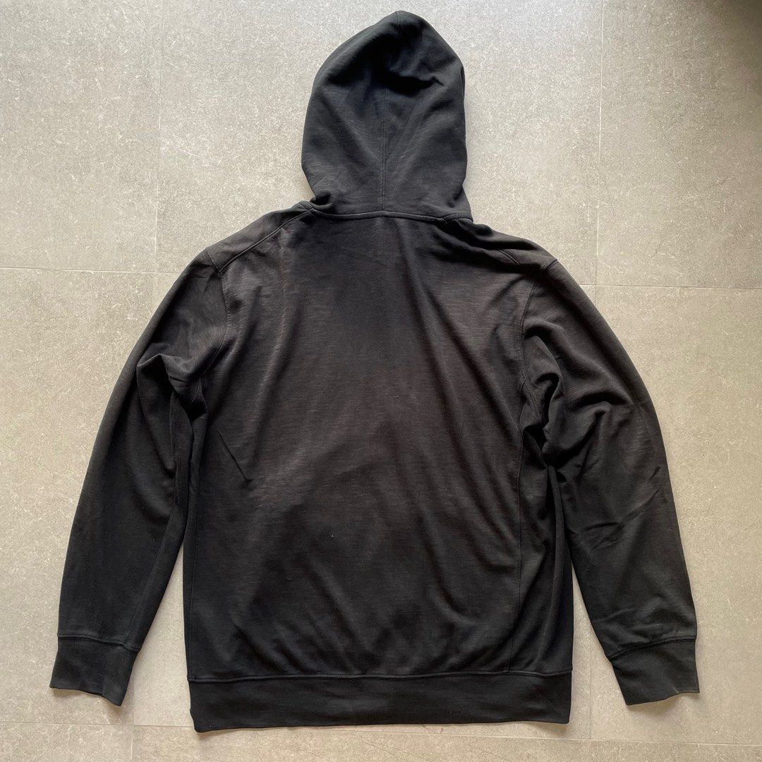 Uniqlo Zip Hoodie AIRism Jaket Pria Fesyen Pria Pakaian Baju Luaran di Carousell