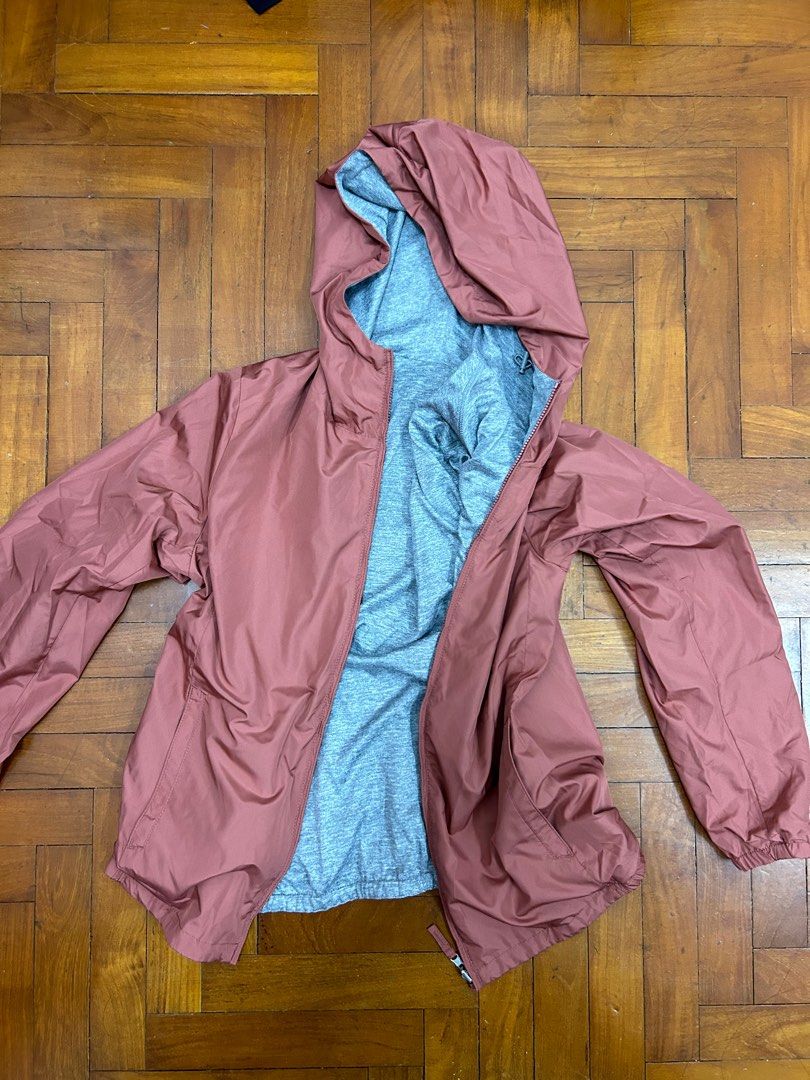 Uniqlo reversible windbreaker cheap