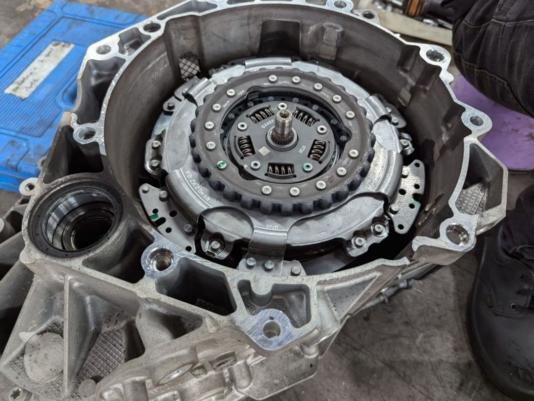 VAG Clutch & Flywheel Replacement, Car Accessories, Car Workshops &  Services on Carousell