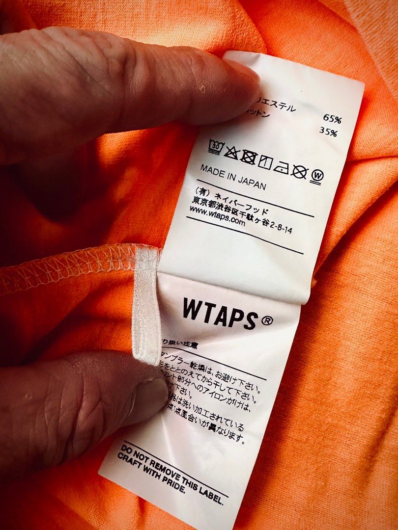 Wtaps (Category: Tshirts & Polo Shirts) located in Singapore. Submitted by selethavsvm (Listing ID 1335153548, Image 5). Description: Wtaps EX_38 LS Pocket Tee “WORF STENCIL” Size : 02 Medium (Fits Large) Color : Highlight Orange Condition : Like New 💯 Authentic Price is fixed. Non Neogtiable. COD. Deal at my convenience. What you see is what you will get from pictures taken above. Have Sent for Dry Cleaning Service. Without Sweat Odour/ Stained