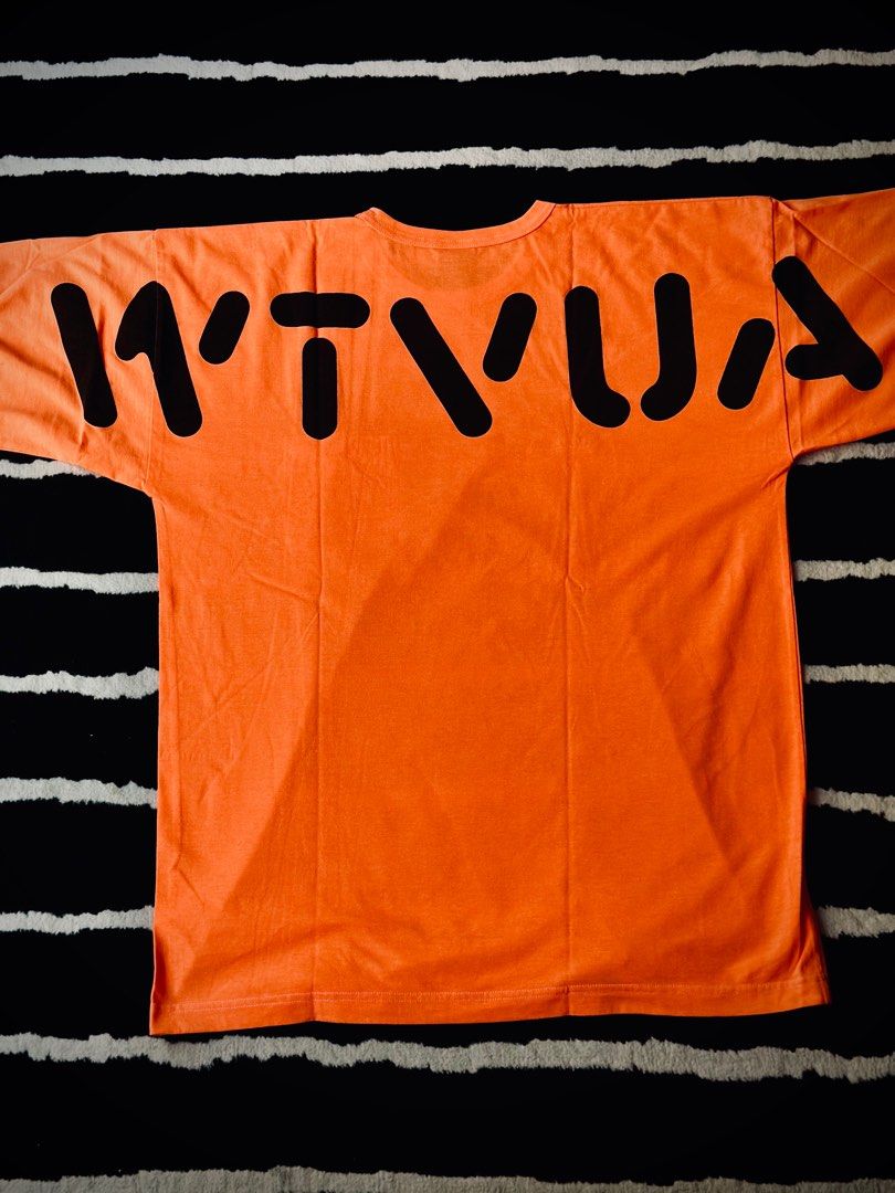 Wtaps (Category: Tshirts & Polo Shirts) located in Singapore. Submitted by selethavsvm (Listing ID 1335153548, Image 8). Description: Wtaps EX_38 LS Pocket Tee “WORF STENCIL” Size : 02 Medium (Fits Large) Color : Highlight Orange Condition : Like New 💯 Authentic Price is fixed. Non Neogtiable. COD. Deal at my convenience. What you see is what you will get from pictures taken above. Have Sent for Dry Cleaning Service. Without Sweat Odour/ Stained