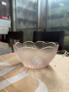 (Category: ) located in . Submitted by nona.declutters (Listing ID 1335291016, Image 1). Description: .