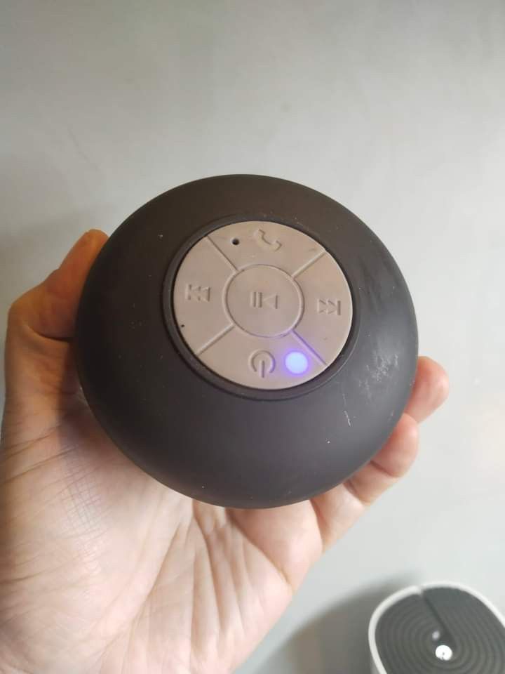 Affordable Toni Portable Bluetooth Speaker with Suction Cup (Category: Soundbars, Speakers & Amplifiers) located in Malolos. Submitted by afford.japan (Listing ID 1335343006, Image 2). Description: Japan Surplus.