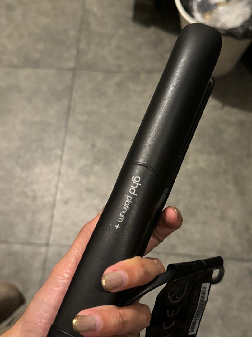 Authentic catokan GHD Platinum plus hair straightener masih garansi Kesehatan Kecantikan Perawatan Rambut di Carousell