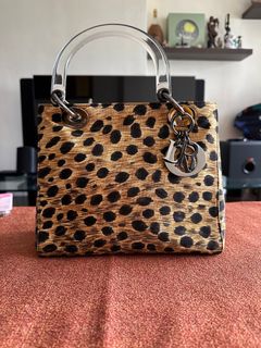 (Category: ) located in . Submitted by joyas_17 (Listing ID 1335370195, Image 1). Description: .