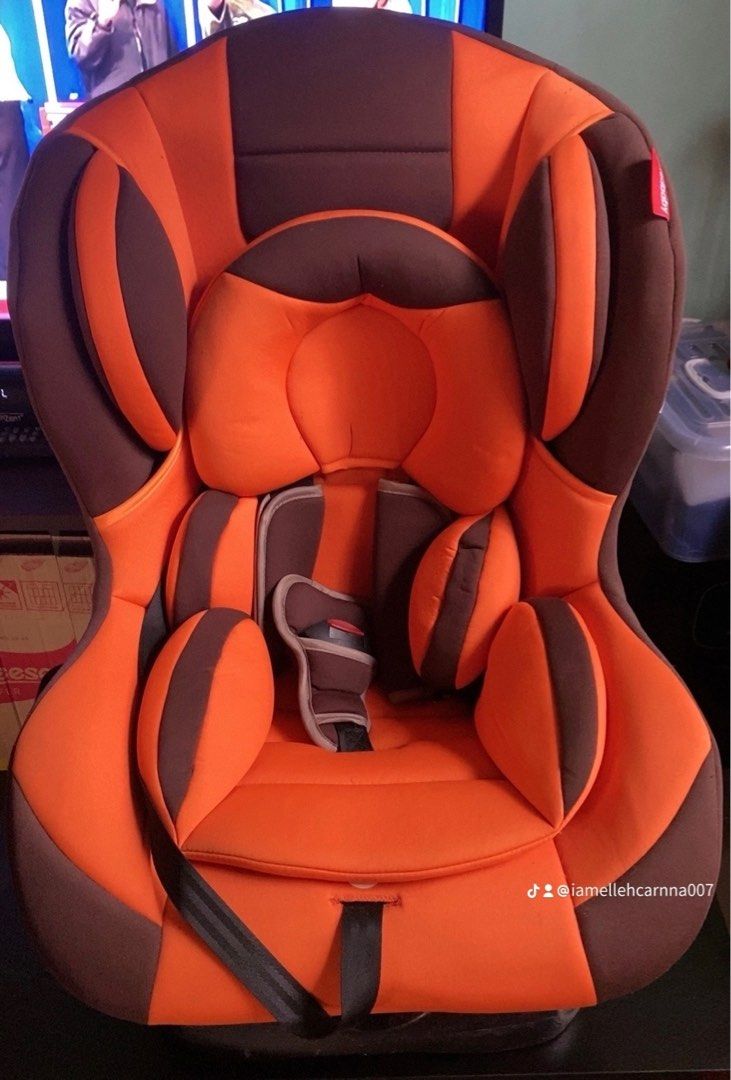 Car Seat for Babies/Toddlers (Category: Car Seats) located in Manila. Submitted by iamsham (Listing ID 1335275316, Image 1). Description: almost new car seat since my baby doesn't want to be held down while we are in a travel..