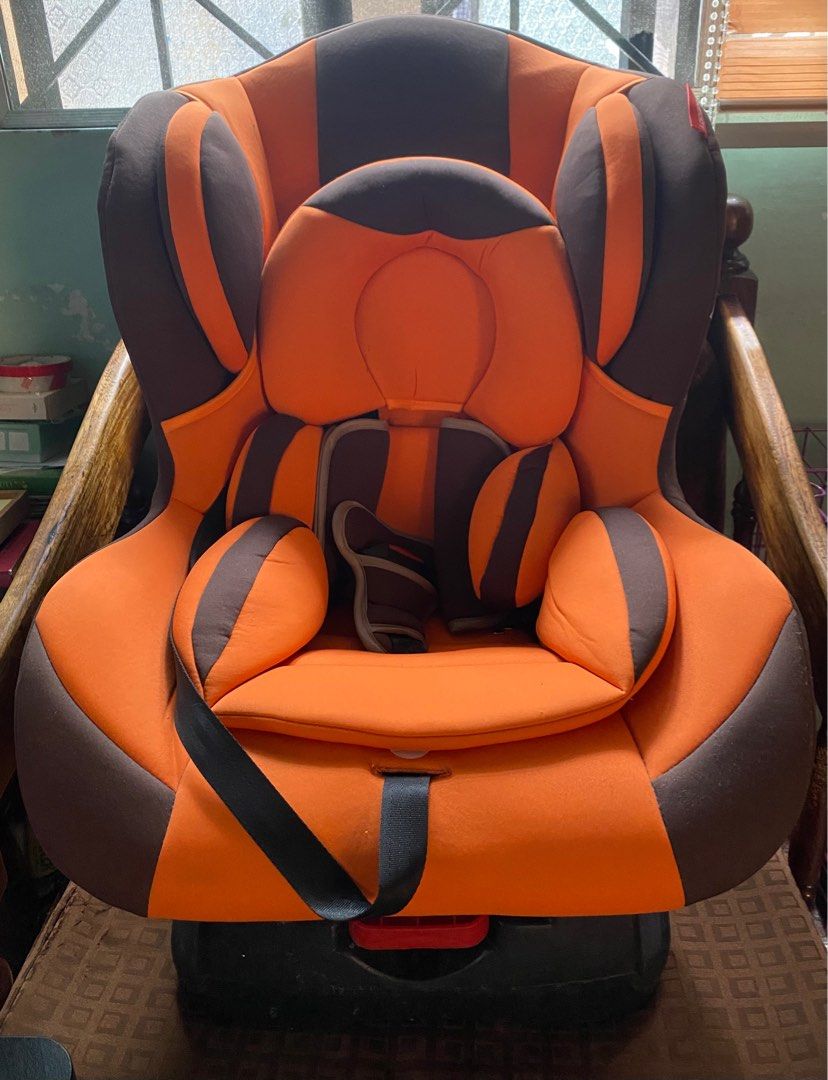 Car Seat for Babies/Toddlers (Category: Car Seats) located in Manila. Submitted by iamsham (Listing ID 1335275316, Image 2). Description: almost new car seat since my baby doesn't want to be held down while we are in a travel..