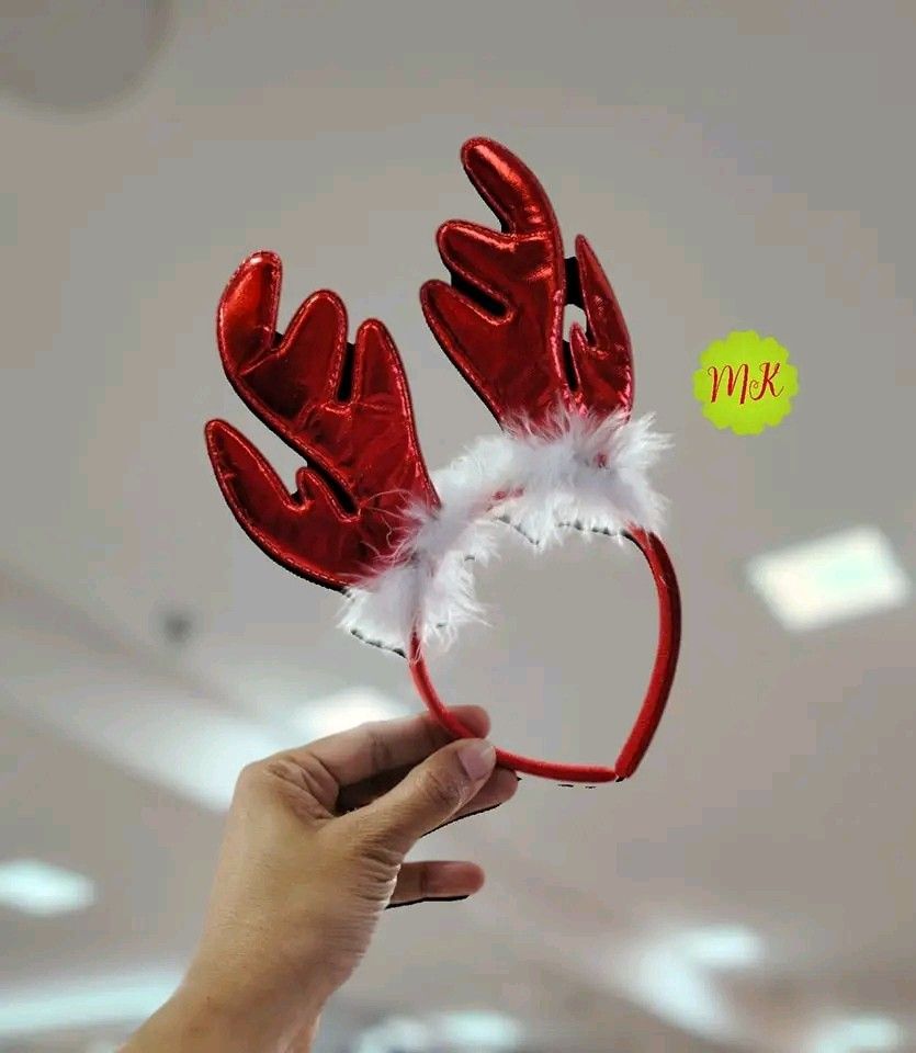 CHRISTMAS REINDEER HEADBAND (Category: Hair Accessories) located in Manila. Submitted by bongsy999mall (Listing ID 1335241316, Image 3). Description: CHRISTMAS REINDEER HEADBAND 1PC FOR ₱85 3PCS FOR ₱250.