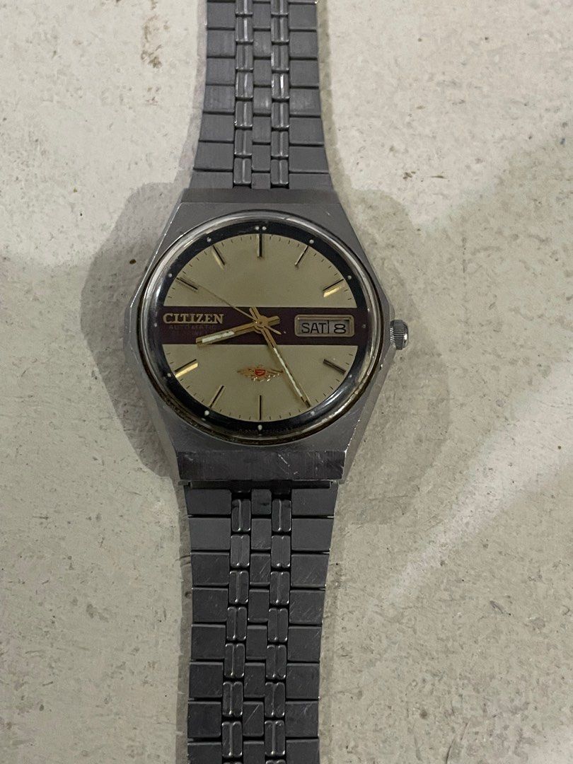 Citizen automatic (Category: Men's Watches) located in Las Pinas. Submitted by quick_deals_great_finds2 (Listing ID 1335365928, Image 3). Description: Original vintage good working condition 35mm medium unisex Adjustable wrist size .