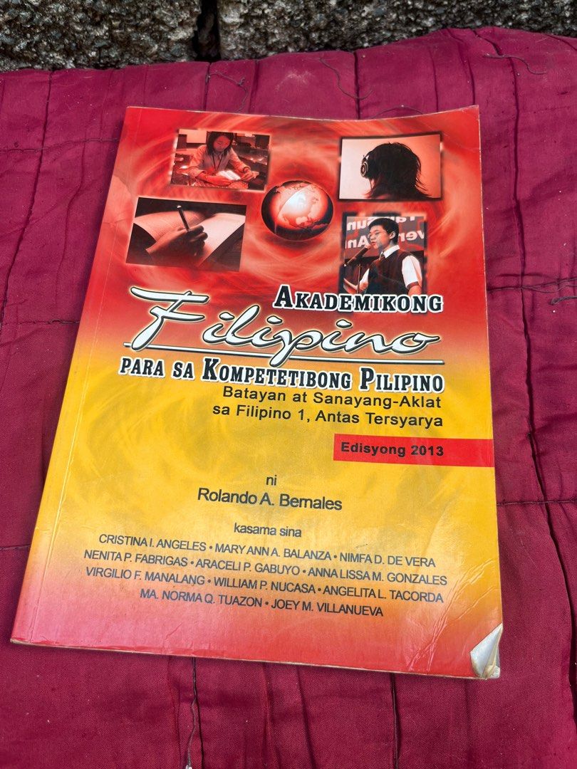 College Books ₱100 each (Category: Textbooks) located in Quezon City. Submitted by dianaibarraajoc (Listing ID 1335245047, Image 1). Description: Akademikong Filipino (Rolando Bernales) Introspection: Understanding the Self (Erland De Vera Palean) Accounting for Partnership and Corporation (Raul Addatu) .