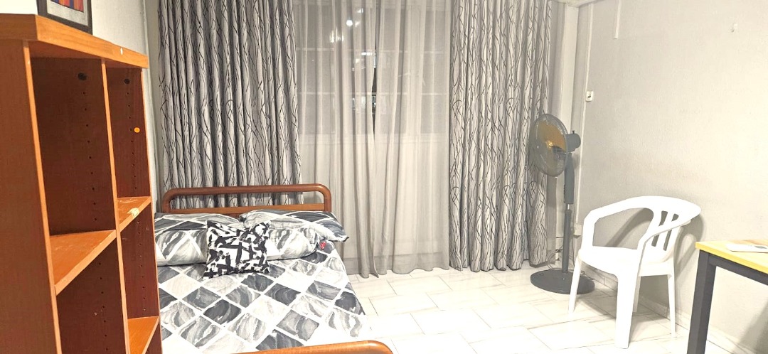 (Category: ) located in . Submitted by your_rental_specialist (Listing ID 1335330187, Image 1). Description: .