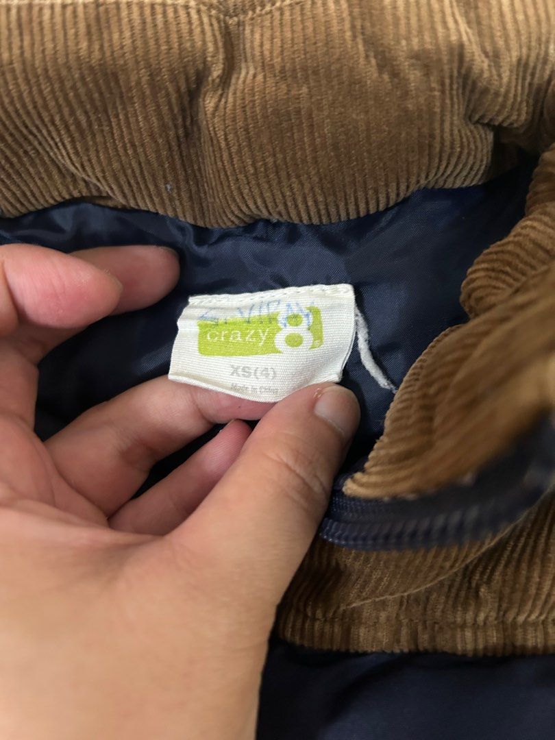 Crazy 8 kids puffer vest (Category: Babies & Kids Fashion) located in Pasig City. Submitted by declutter_sparkjoy (Listing ID 1335397955, Image 2). Description: .