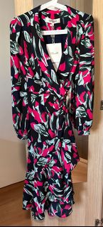 (Category: ) located in . Submitted by shopwithw (Listing ID 1335294052, Image 1). Description: .