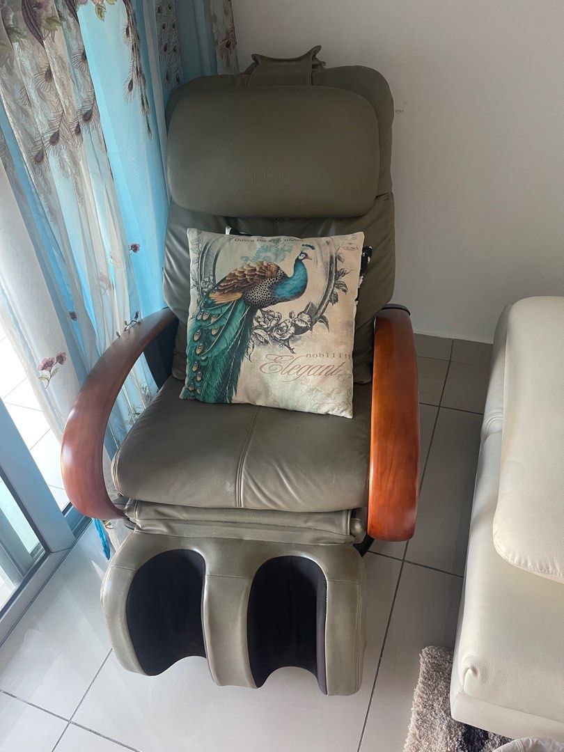 Gintell massage chair