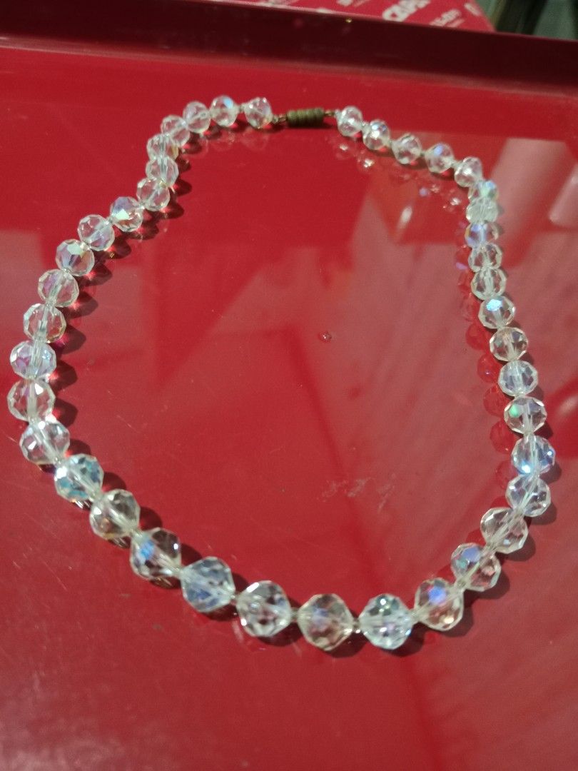 Vintage crystal jewelry best sale