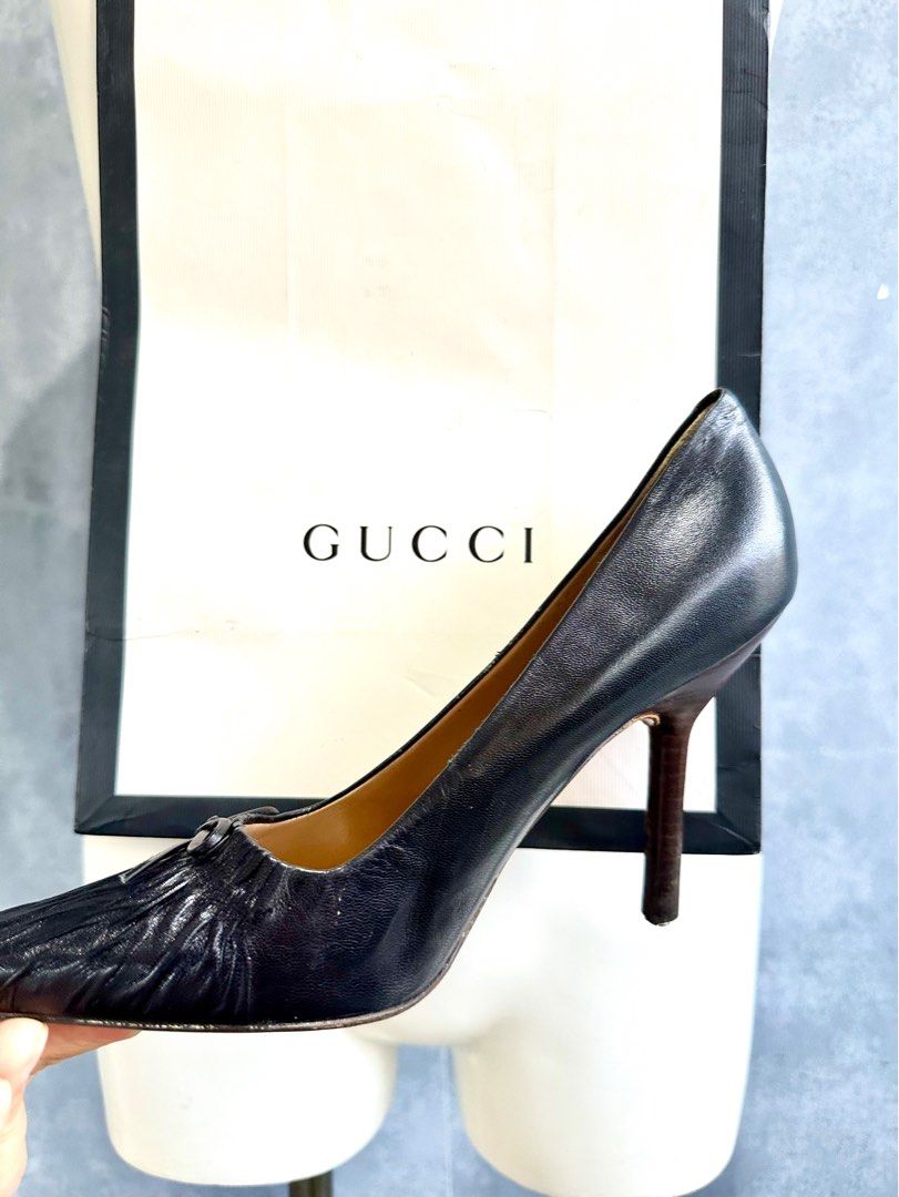 Gucci pointed shoes on sale