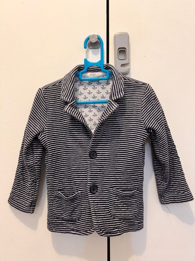 H&M baby coat/ jacket (Category: Babies & Kids Fashion) located in Paranaque City. Submitted by serendipity1021 (Listing ID 1335288559, Image 1). Description: .