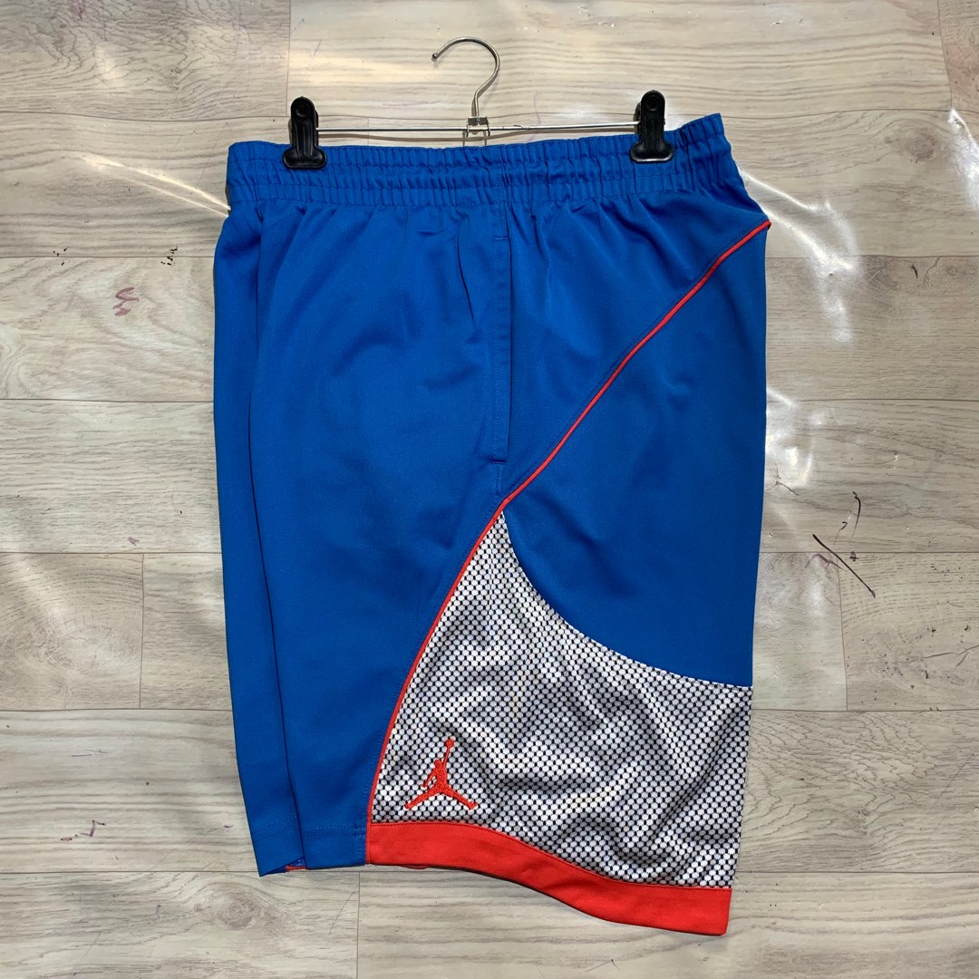 short jordan jumpman air