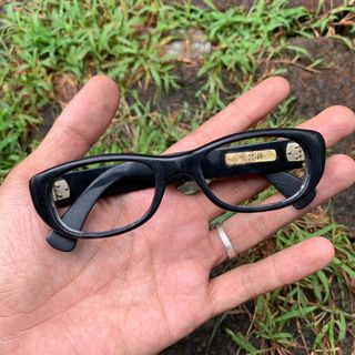 (Kategori: ) berada di . Dikirim oleh oyonscooterist (ID iklan 1335314588, Gambar 1). Deskripsi: .