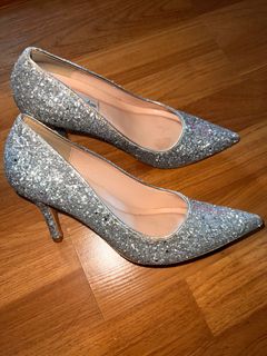 (Category: ) located in . Submitted by prettythings93 (Listing ID 1335267764, Image 1). Description: .