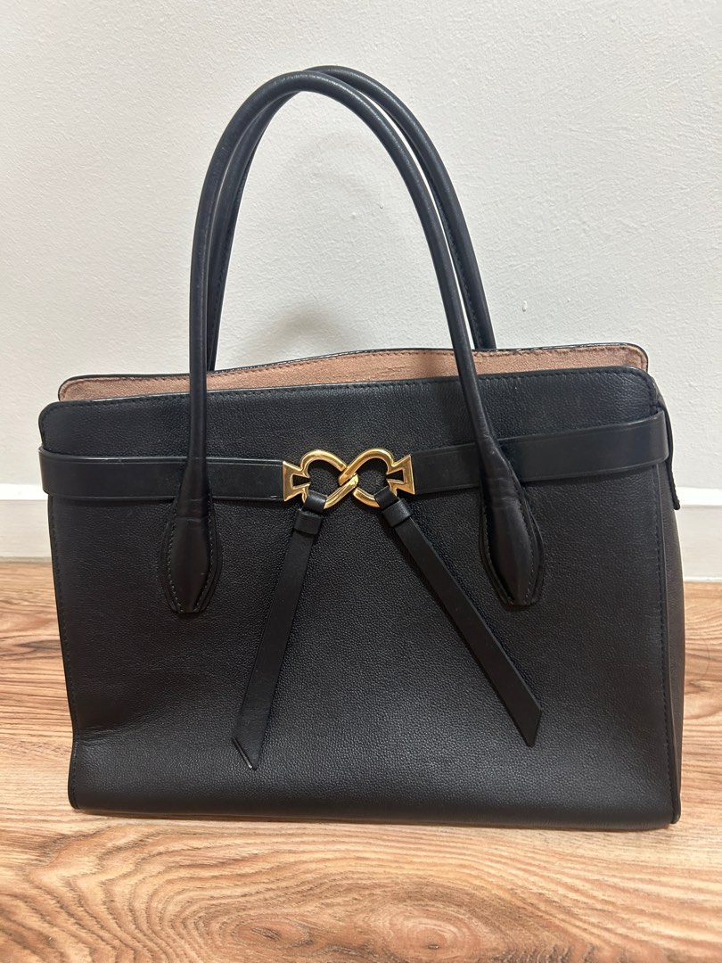 Kate spade Satchel Women s Fashion Bags Wallets Tote Bags on Carousell