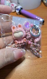 (Category: ) located in . Submitted by lilashop88 (Listing ID 1335390858, Image 1). Description: .